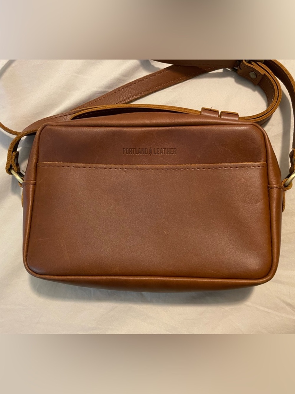 Portland Leather Toaster Crossbody Bag - Picture 3 of 9